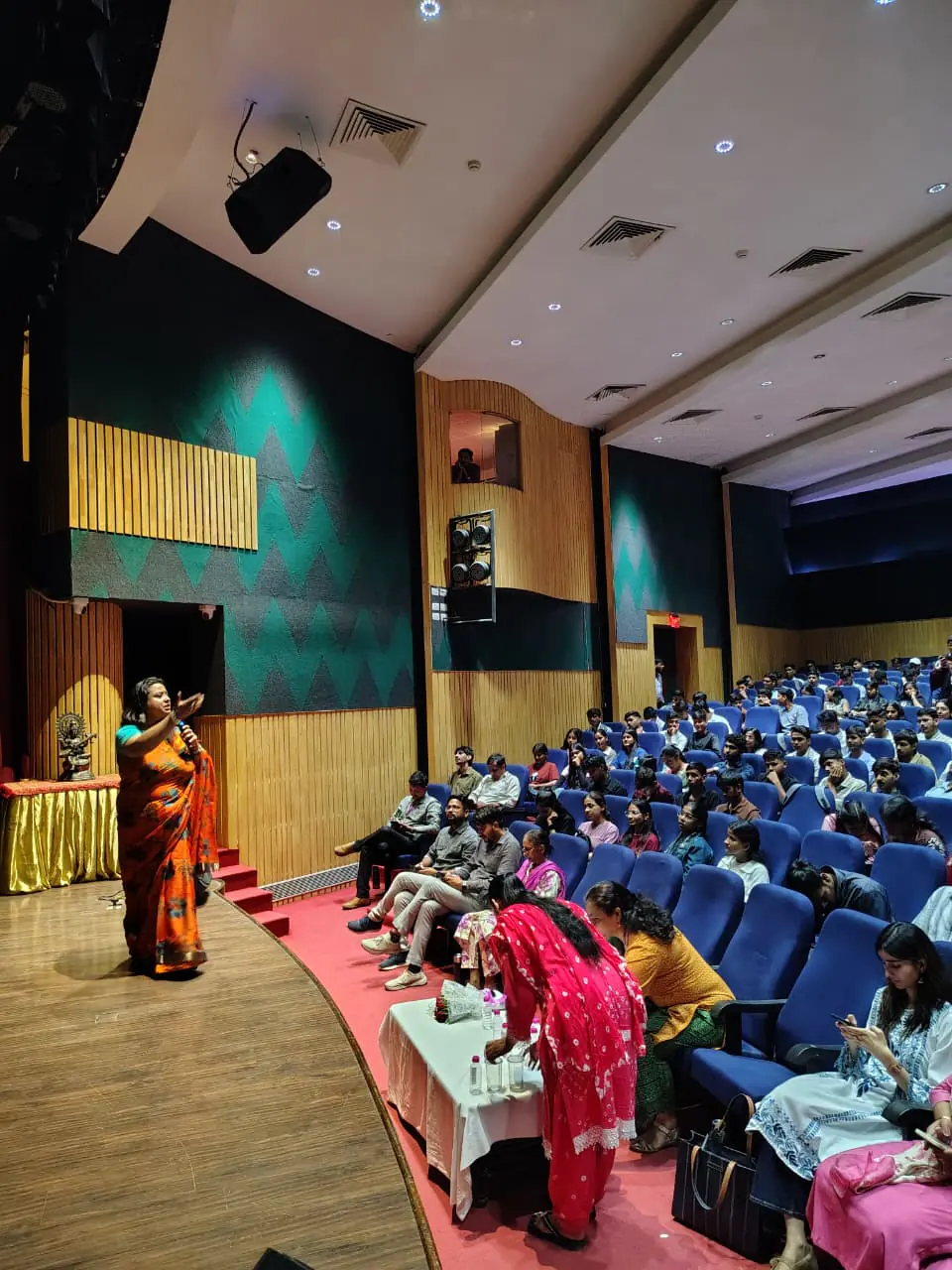 Addressing the auditorium. Jaipur National University, Jaipur, Rajasthan.